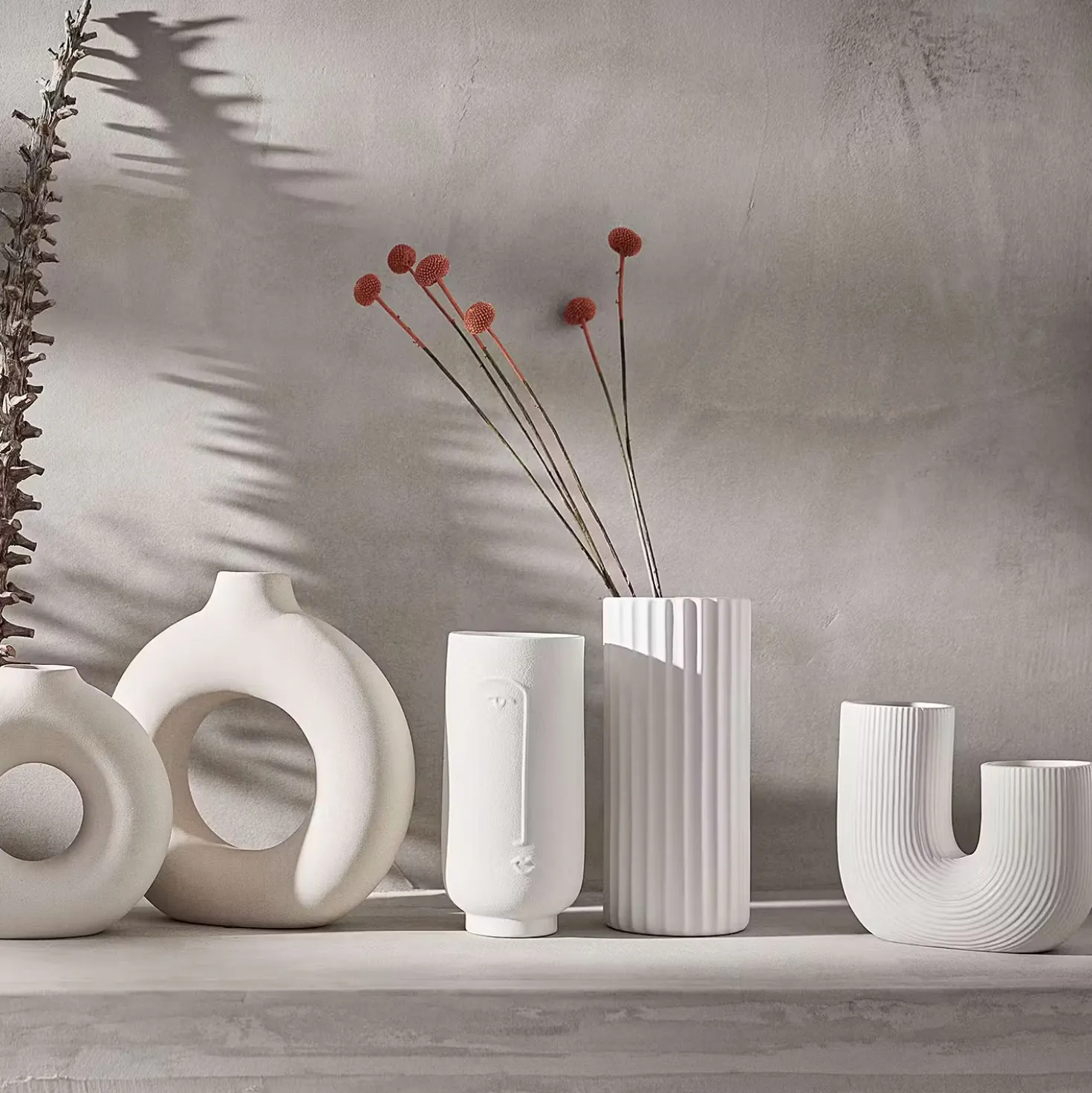 LINE ART Vase